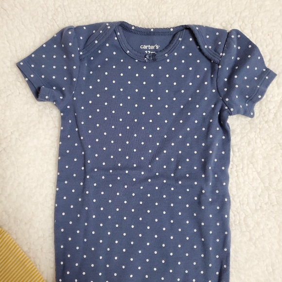 Carters 12m 5 pack bodysuits - Picture 5 of 7